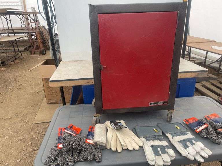 Small tool box - 19"W x 28"H x 11"D comes with a quantity of gloves