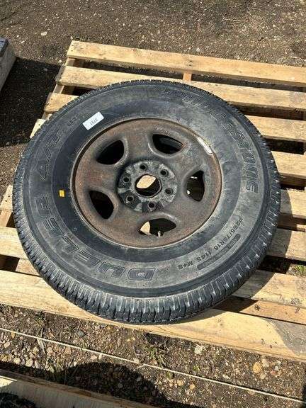 Tire/rim P265/75R16