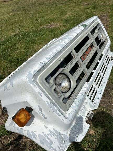 GMC hood