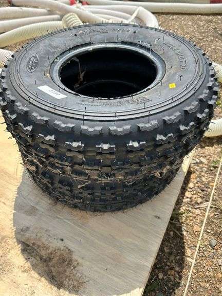 Pair of UNUSED Holeshot XC quad tires AT22x7-10