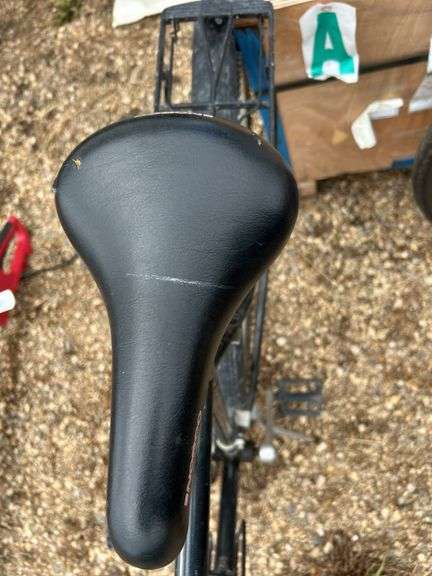 Norco adult bike 26” tires