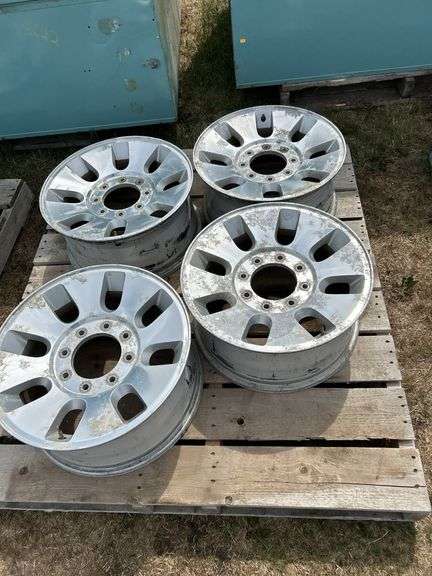4 Ford 18” aluminum rims