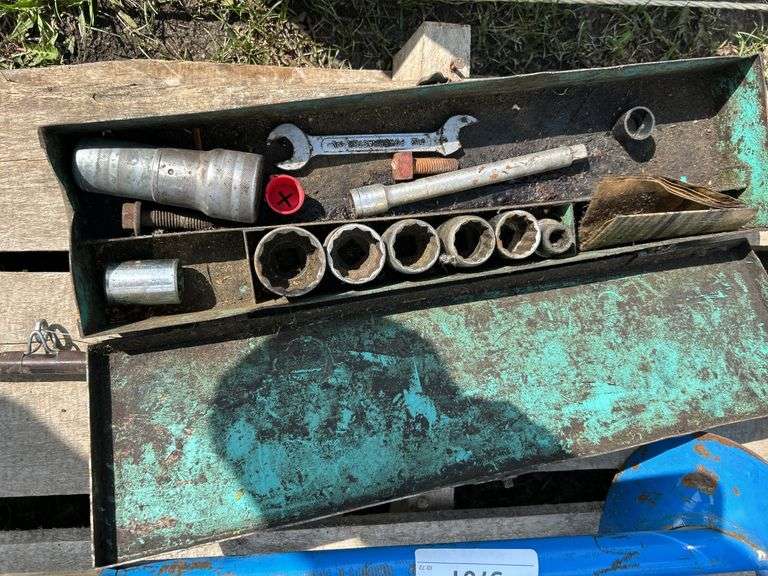 Qty of load binders, ice auger, qty of grease etc