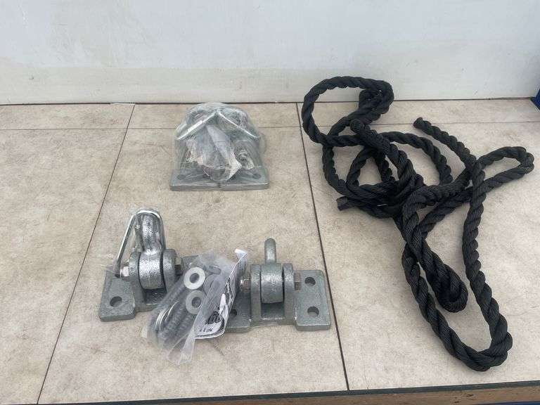 2 sets of swing hangers galvanized steel and 12' of rope