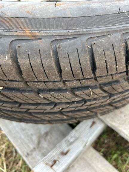 Tire/rim 195/70R14