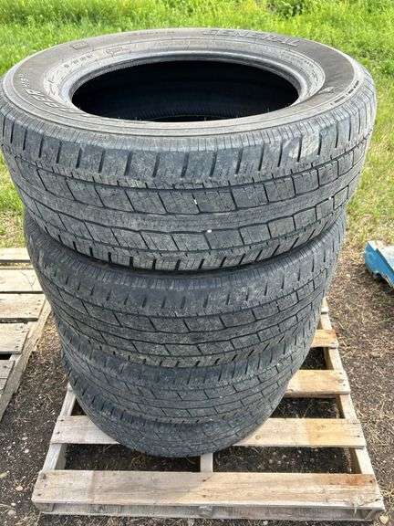 4 tires 275/60R20