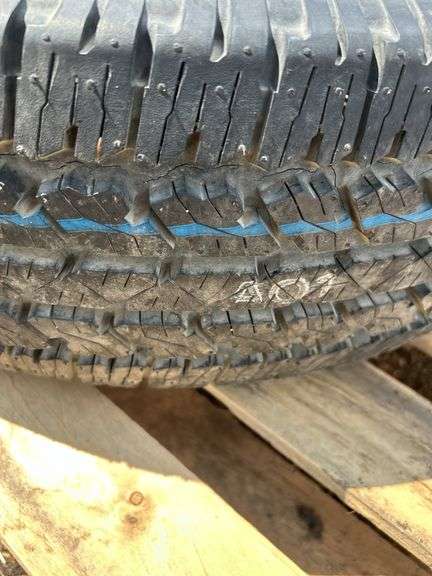 Tire/rim P265/75R16