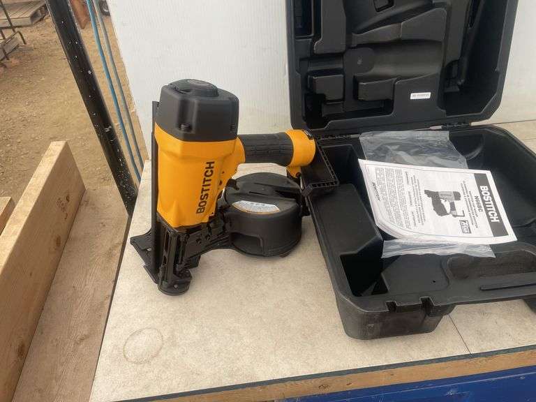 Bostitch - cap nailer - 1 1/4" - 2 1/2 " and 15 degree coil siding nails and caps