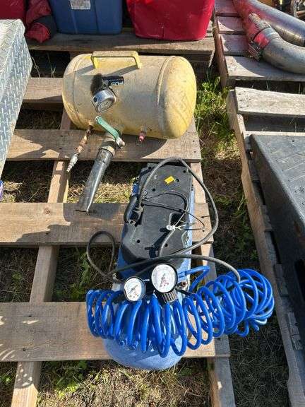 Bead breaker tank & small air compressor- condition unknown