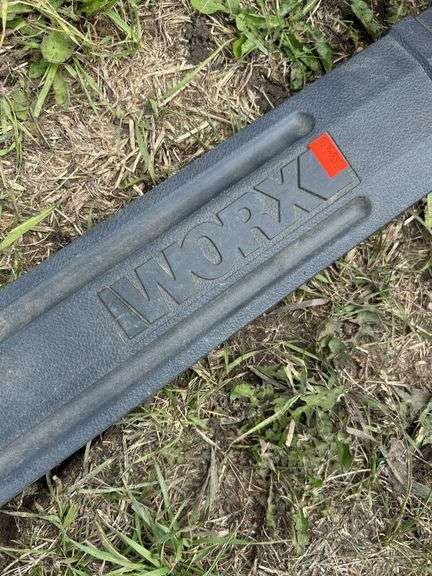3 hedge trimmers - owner says large one works but other 2 condition unknown