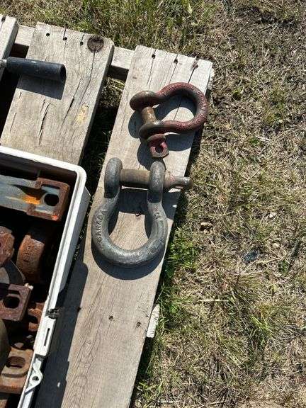 Scroll saw, creeper, shovel, hand winch etc