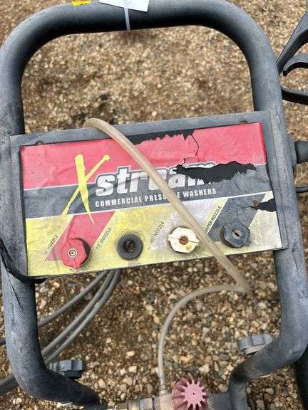 X-Stream 2800psi pressure washer - owner says works