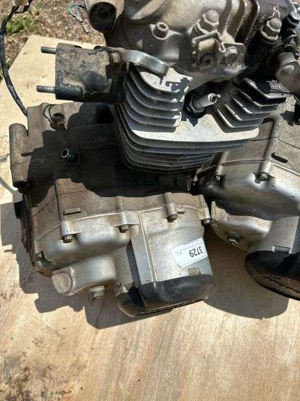 2 Honda 3 wheeler motors 200’s