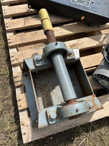 Mandrel unit, hydraulic control, small pump unit
