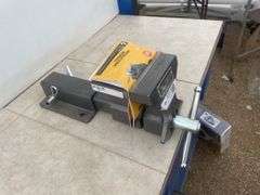 6" hitch vise