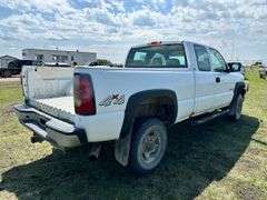 2004 Chev 2500 3/4ton 4x4 Heavy Duty