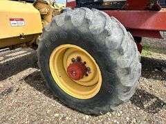 OFFSITE MELFORT: New Holland HW320 Haybine