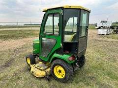 **2006 John Deere X744