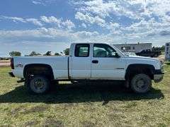 2004 Chev 2500 3/4ton 4x4 Heavy Duty