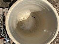 10gal Medalta crock no cracks, 3 & 10gal crocks with cracks
