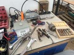 Assortment of tools including circle cutter, dial indicator, o-rings , gear pullers etc. - condition