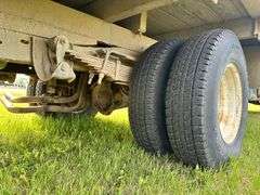 1987 GMC C/R 3500 Box Truck