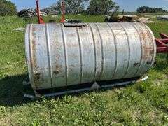 Approx 500gal waste tank on skids