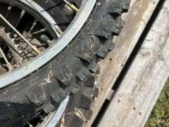 Motorcycle tires & fenders