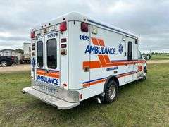 2001 Ford E350 Ambulance