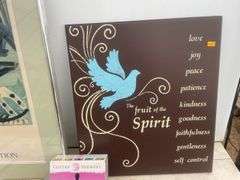 Pictures, Essentail oils manual, quantity of meditation CD's
