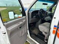 2001 Ford E350 Ambulance