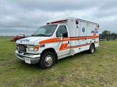 2001 Ford E350 Ambulance