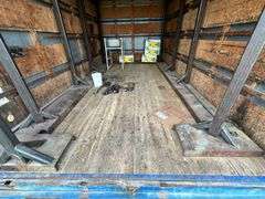 1987 GMC C/R 3500 Box Truck