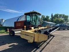 OFFSITE MELFORT: New Holland HW320 Haybine
