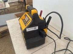 CAT booster, air compressor, USB - owner says works
