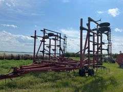 OFFSITE CUDWORTH: Case Model 4700 Vibra-Tiller 35ft