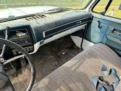 1987 GMC C/R 3500 Box Truck