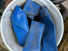 Air compressor- condition unknown, 2 pails of Banjo fittings & misc hose