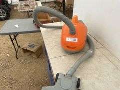 Hoover vacuum cleaner -  works