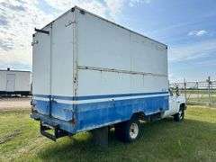 1987 GMC C/R 3500 Box Truck