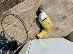 Pallet of misc - funnel, elec drill, yard light etc