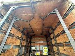 1987 GMC C/R 3500 Box Truck