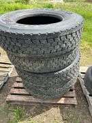 5 tires 11R22.5