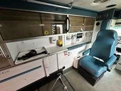 2001 Ford E350 Ambulance