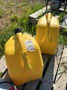 Portable air tank & 2 fuel cans