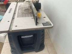 Mastercraft router table comes complete with plunge router