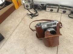 Antique and vintage cameras - quantity 10