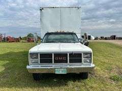 1987 GMC C/R 3500 Box Truck