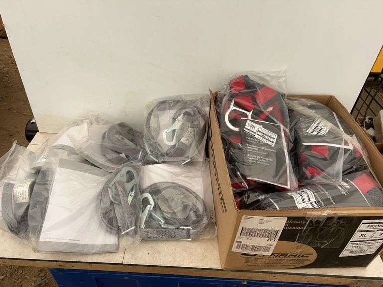8 of Universal 2pt harness XL, 8 of shock absorbing lanyards 6ft