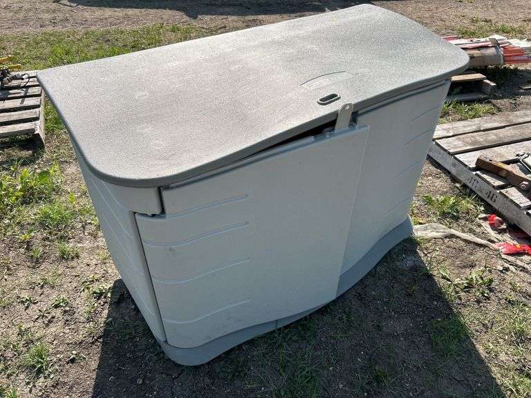 Rubbermaid yard tool storage 55”W x 24”D x 36”T